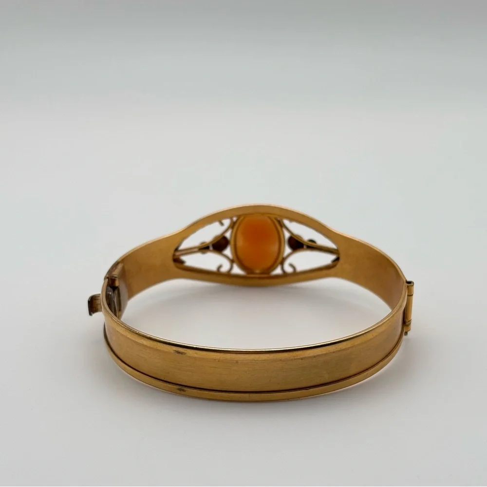Vintage Gold-Tone Cameo Bangle Bracelet - Picture 3 of 6